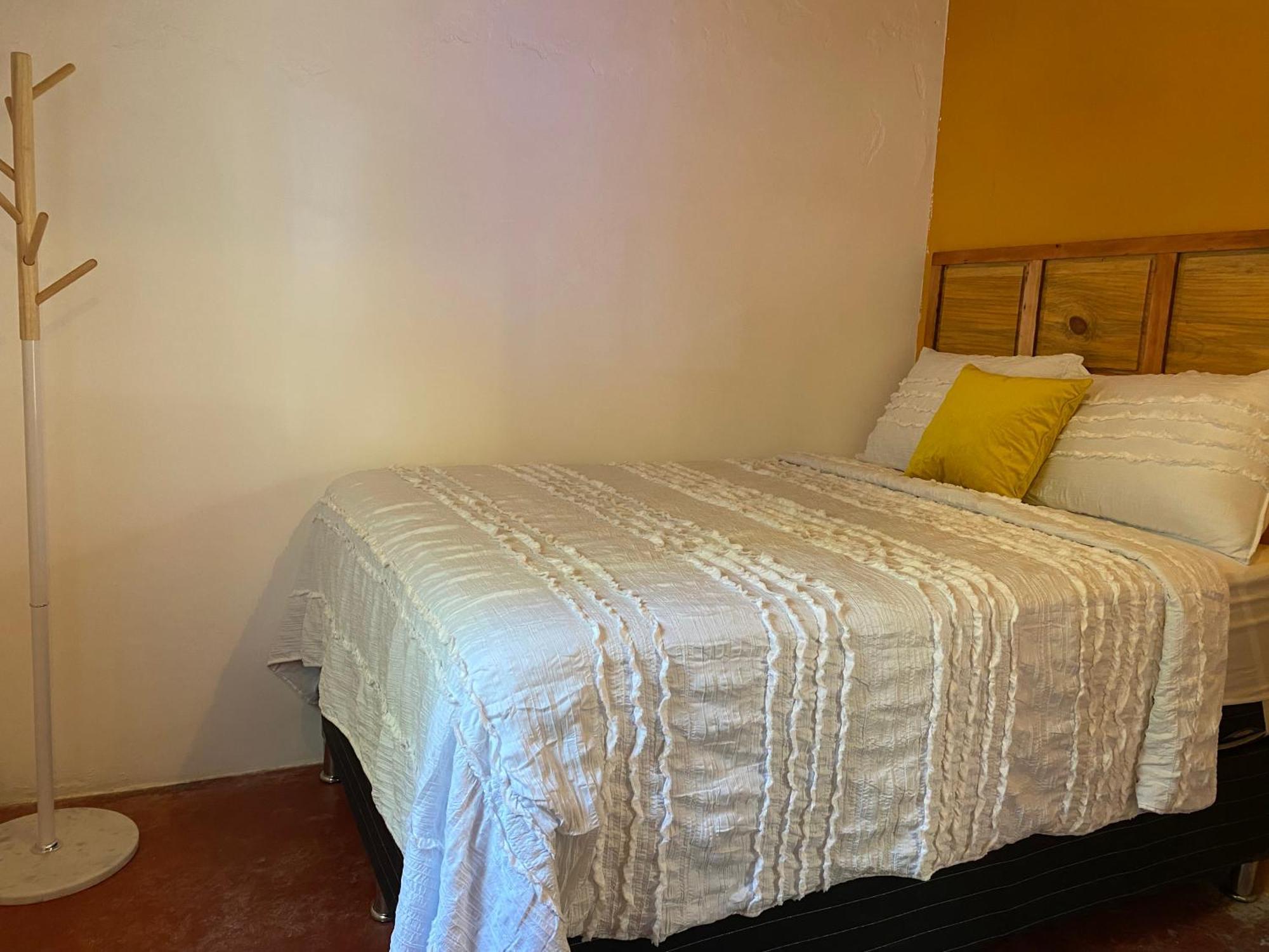 El Chirris B&B San Juan La Laguna Εξωτερικό φωτογραφία