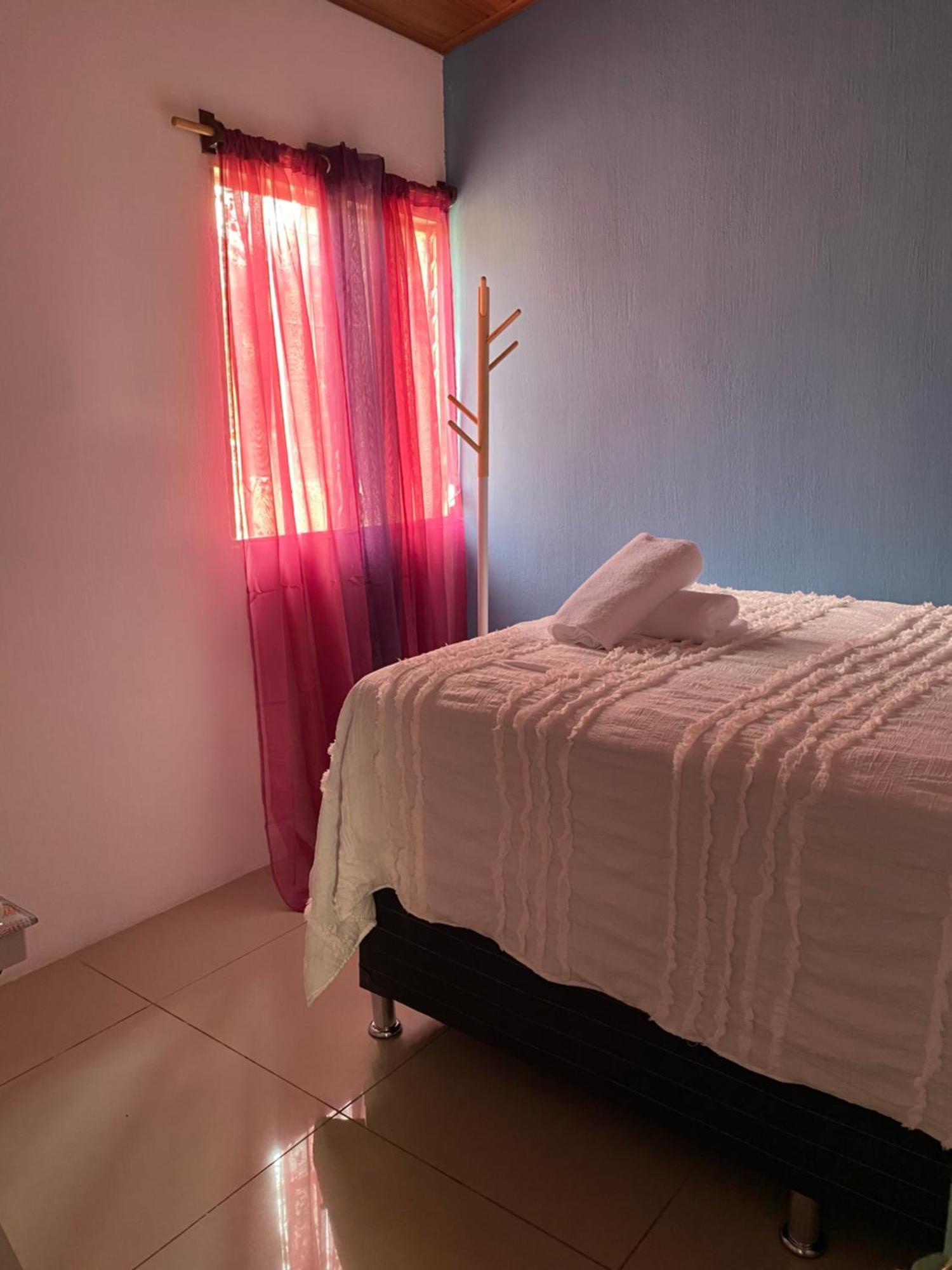 El Chirris B&B San Juan La Laguna Εξωτερικό φωτογραφία